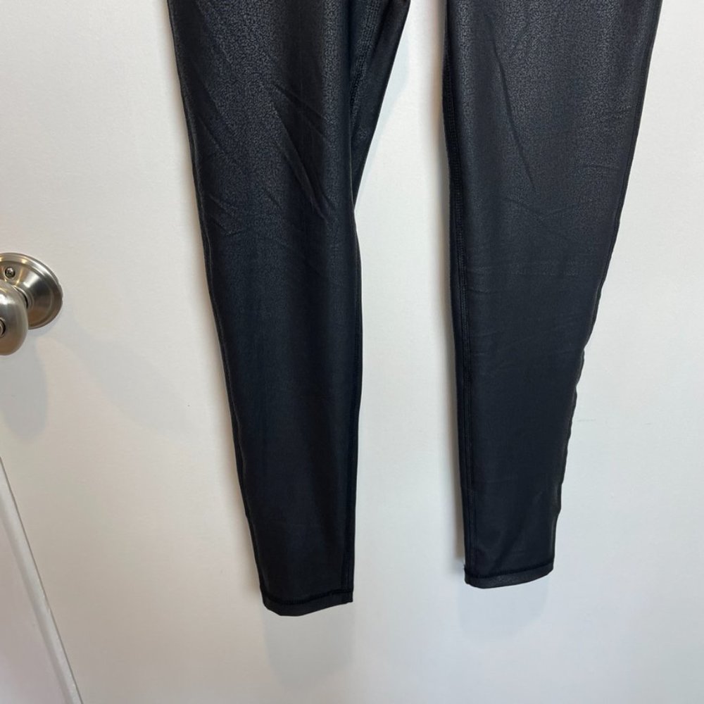 Assets By Spanx Leggings. Medium. - image 4